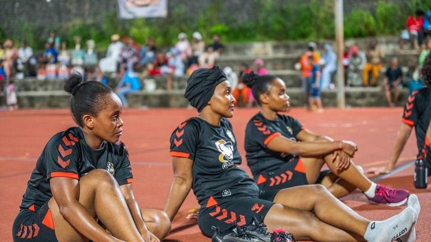 Équipe PARKING soutenue par GAP SECURITY · tournoi de handball du Ramadan à Sada (Mayotte)