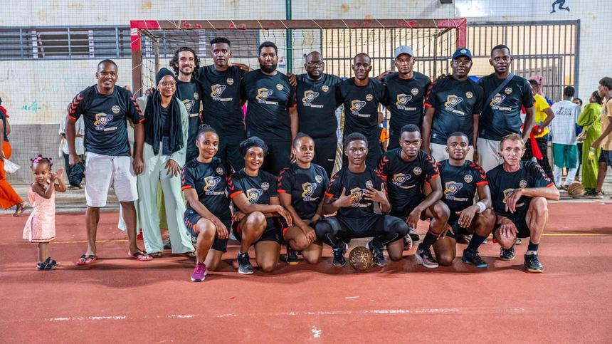 Équipe PARKING soutenue par GAP SECURITY · tournoi de handball du Ramadan à Sada (Mayotte)